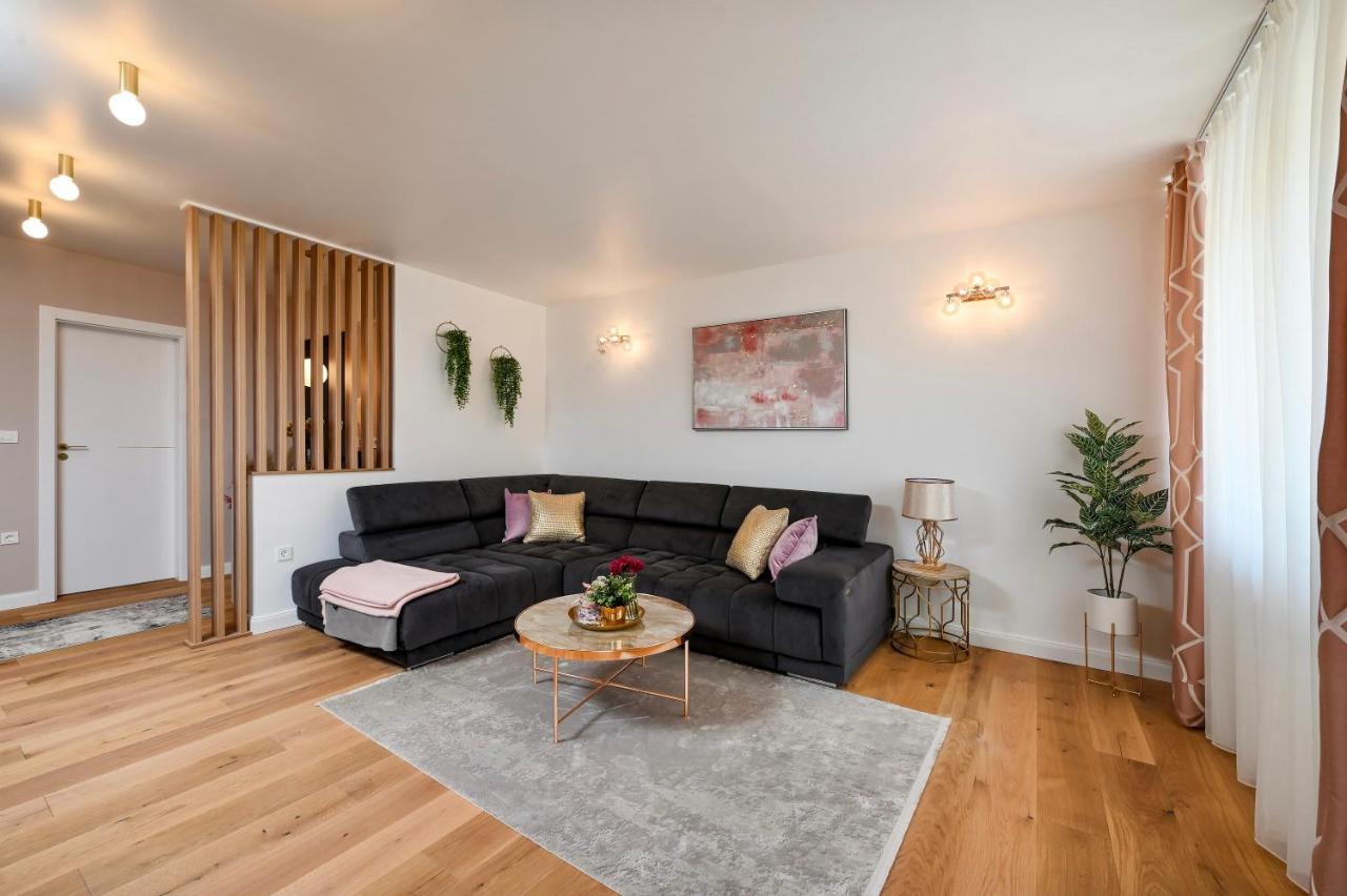 S Design Apartment Zadar Eksteriør bilde